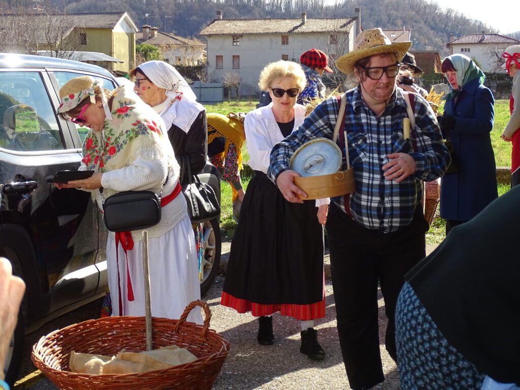 pUSTNA POVORKA - Carnevale a Nimis dsc00902