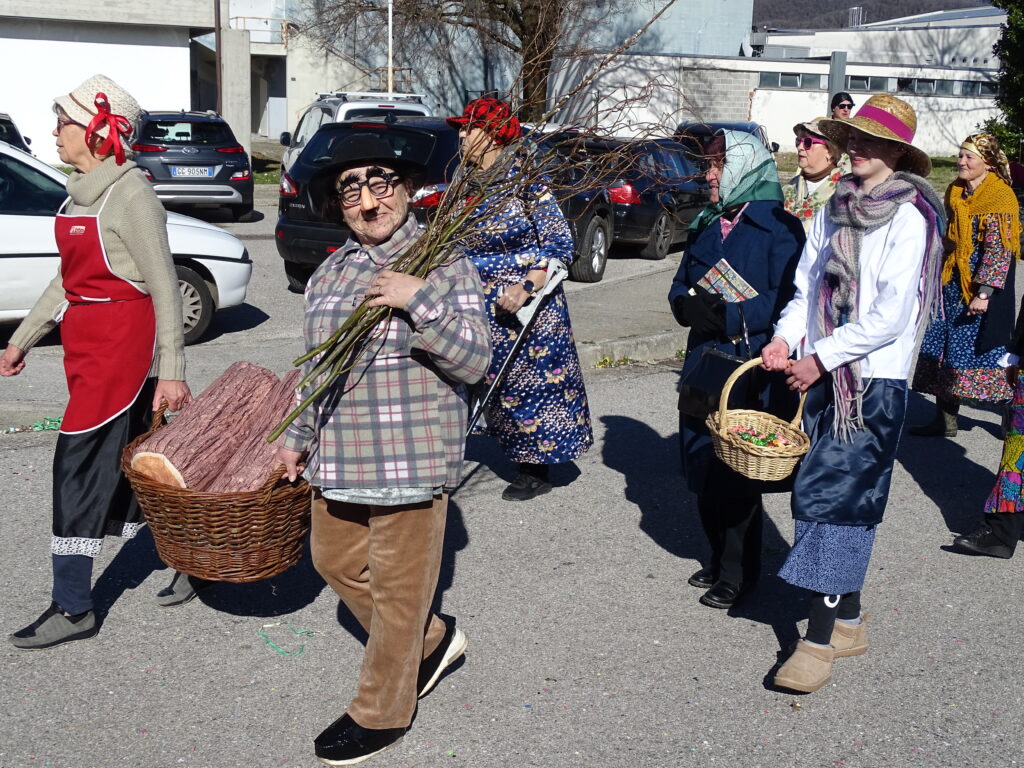 pUSTNA POVORKA - Carnevale a Nimis dsc00931